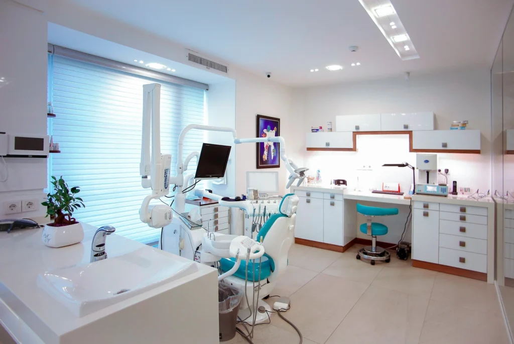 Golden Crown Dental Surgey_Dental Clinic