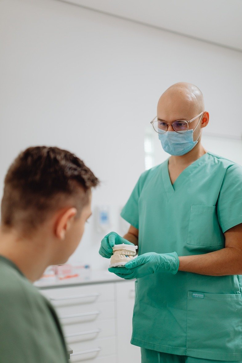 Convenient orthodontic treatment with fewer clinic visits