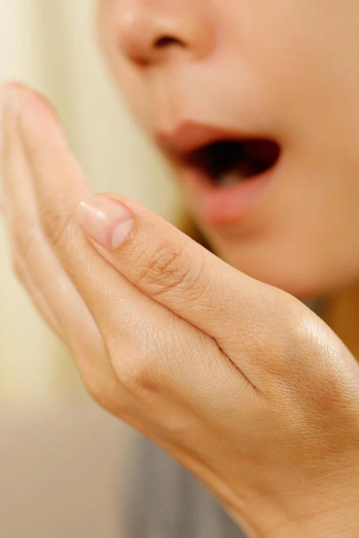 Best bad breath treatment in Lahore Pakistan at Golden Crown Dental Surgery